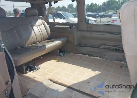 1996 Chevrolet Astro z USA, uszkodzony, nr VIN 1GNDM19W6TB124423